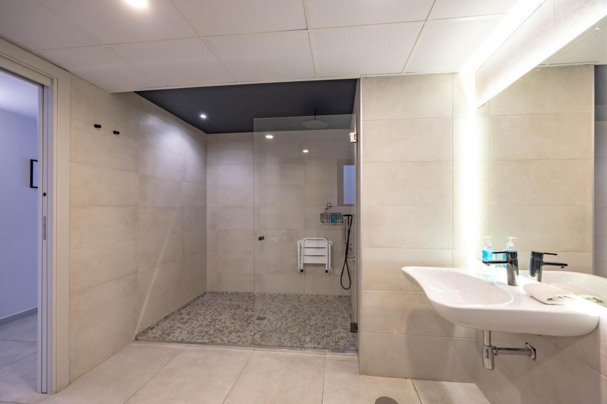 Apartamentos Turisticos Puerta Real By Cartagenaspain Extérieur photo